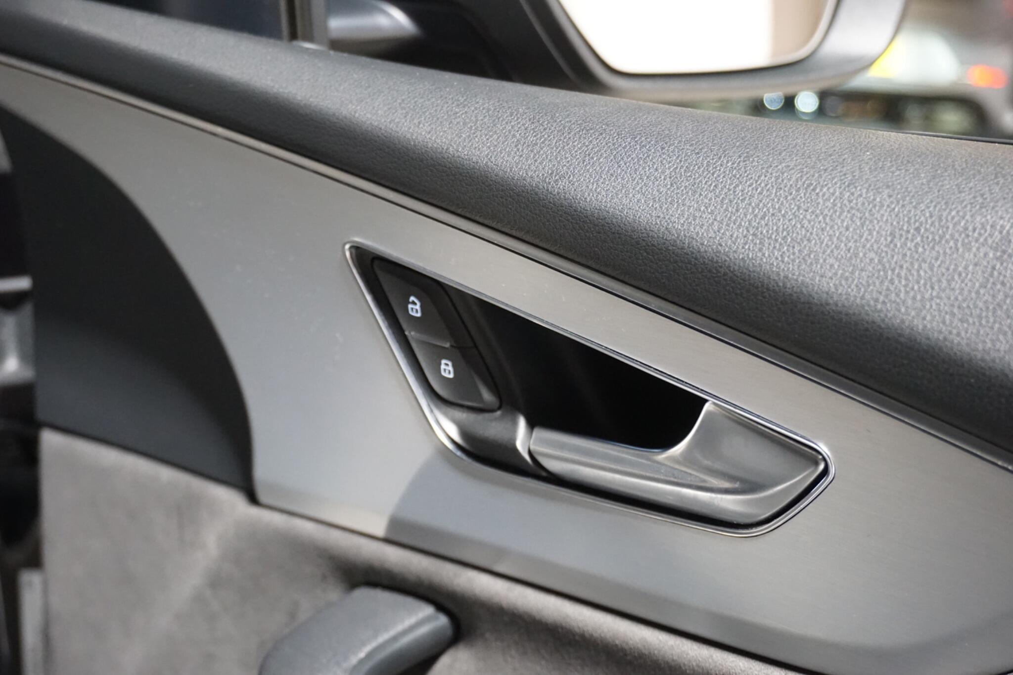 Audi Q8 3.0 TDI V6 50 S line SUV 5dr Diesel Tiptronic quattro Euro 6 (s/s) (286 ps)